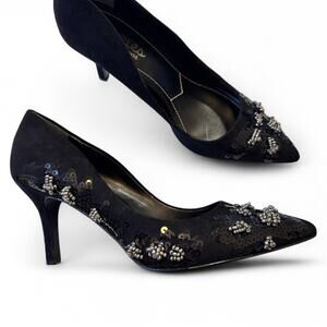 Charles David Black Suede Leather Beaded Heels Pumps Womens 7 Classic Preppy